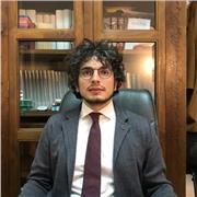 Avvocato civilista con Master in Diritto Societario impartisce lezioni di diritto per studenti universitari